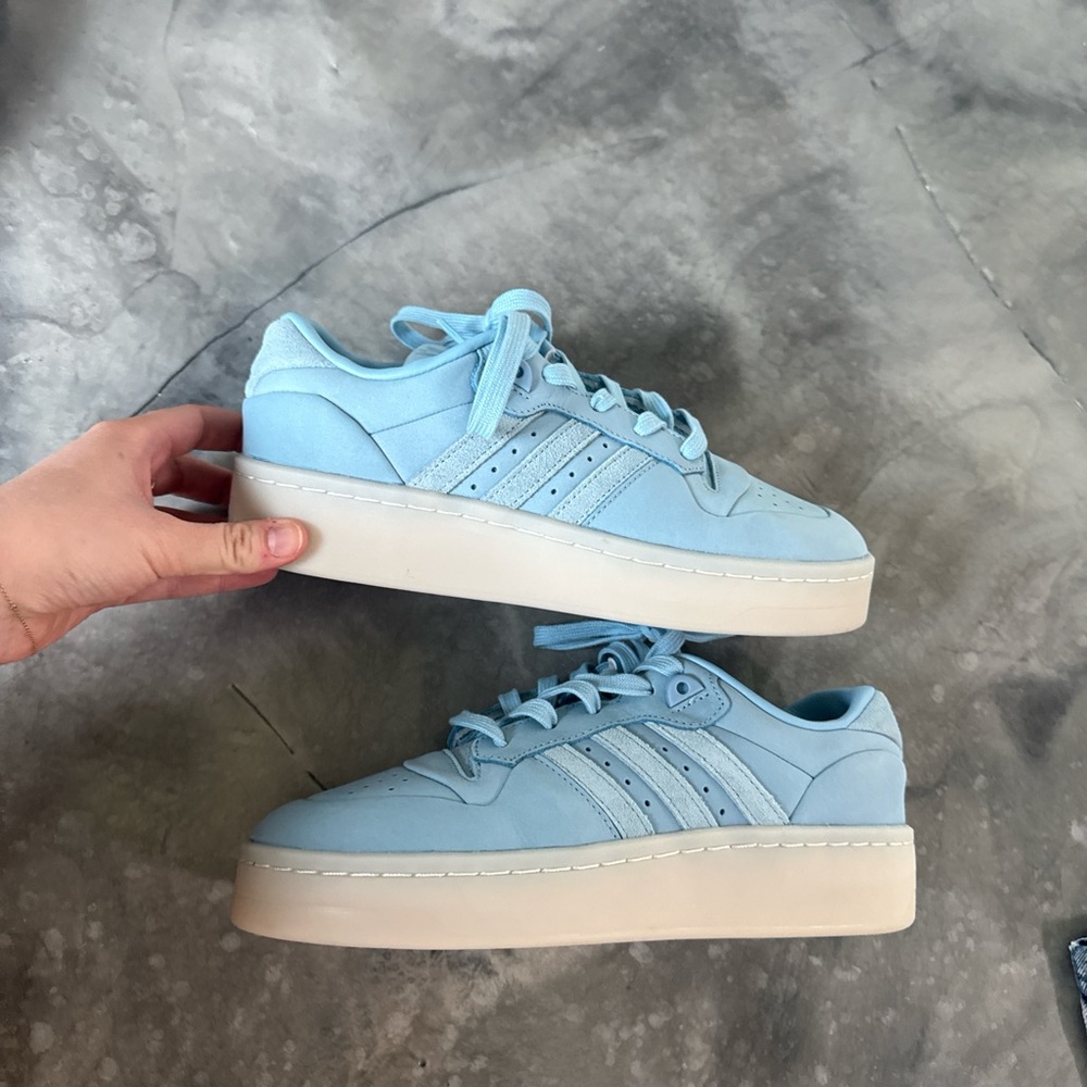 Adidas Women's Light Blue Sneakers